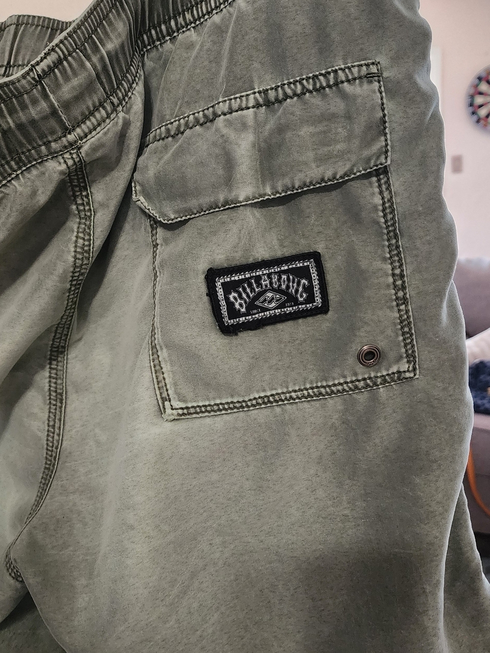 Billabong Men's Olive Green Cargo Shorts Sz MED - Picture 5 of 7